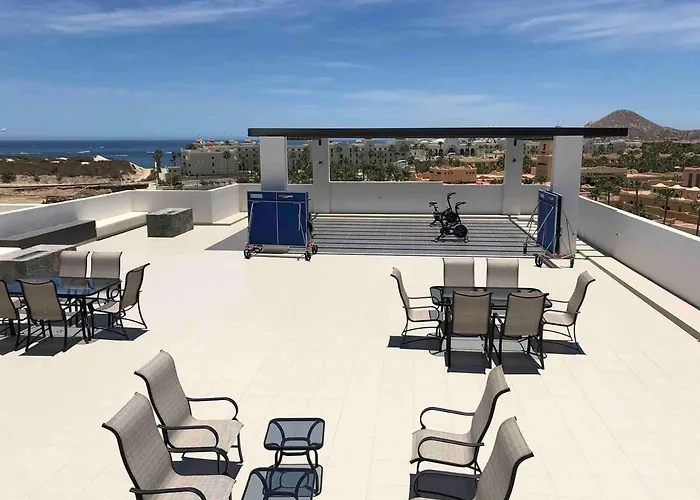 Luxury Penthouse Rooftop Pool Walk To * Cabo San Lucas